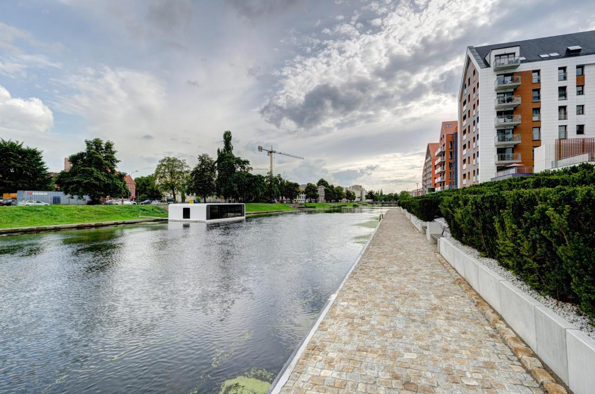 Dom Na Wodzie - Flohotel Gdańsk Extérieur photo